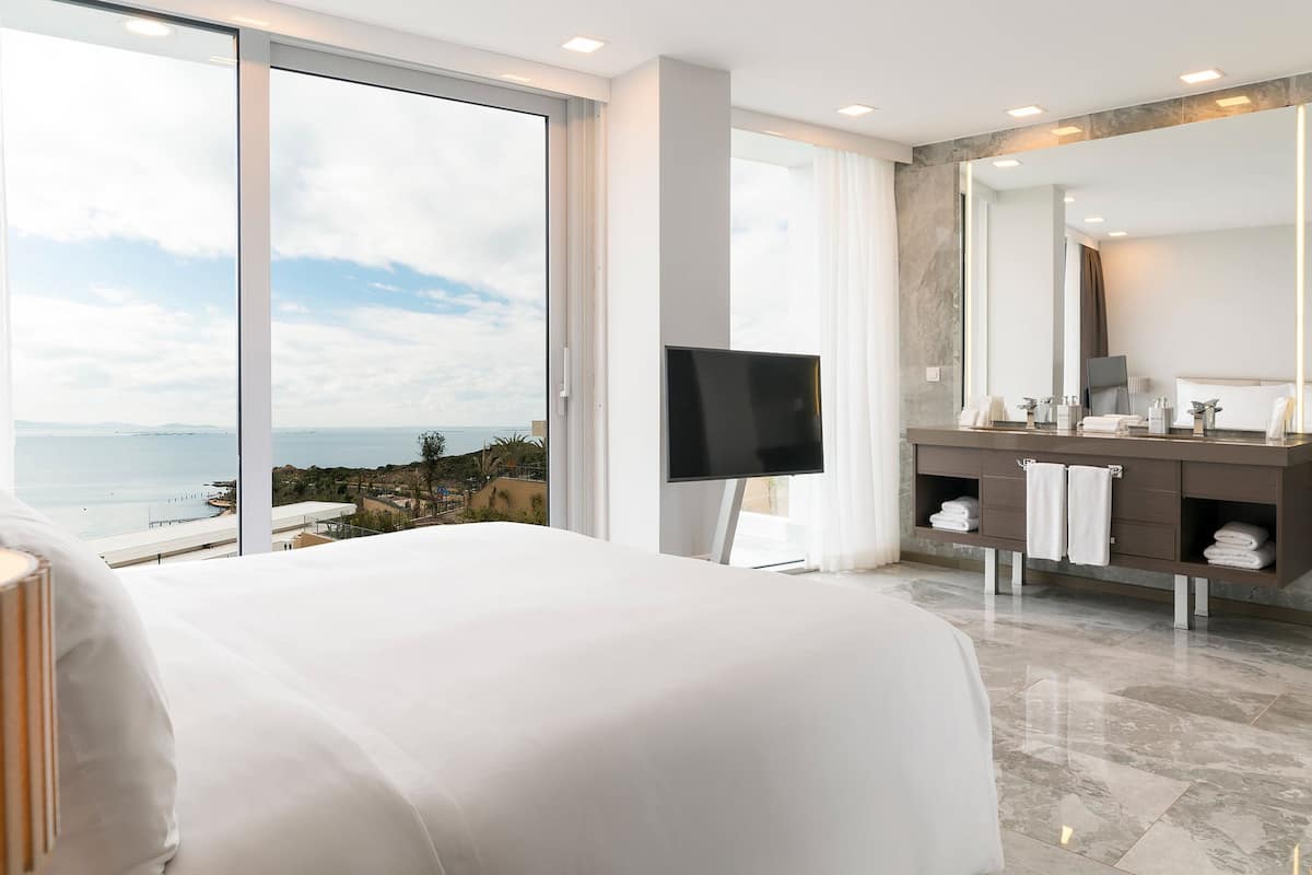 Family Room, 3 Bedrooms, Non Smoking, Sea View (Terrace) | 1 bedroom, Egyptian cotton sheets, premium bedding, down duvets