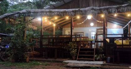 Hidden Paradise Lodge
