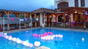 Outdoor pool - Hostería Imperio Real (San Miguel de Salcedo)