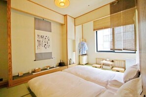 高档床上用品、客房内保险箱、办公桌、隔音