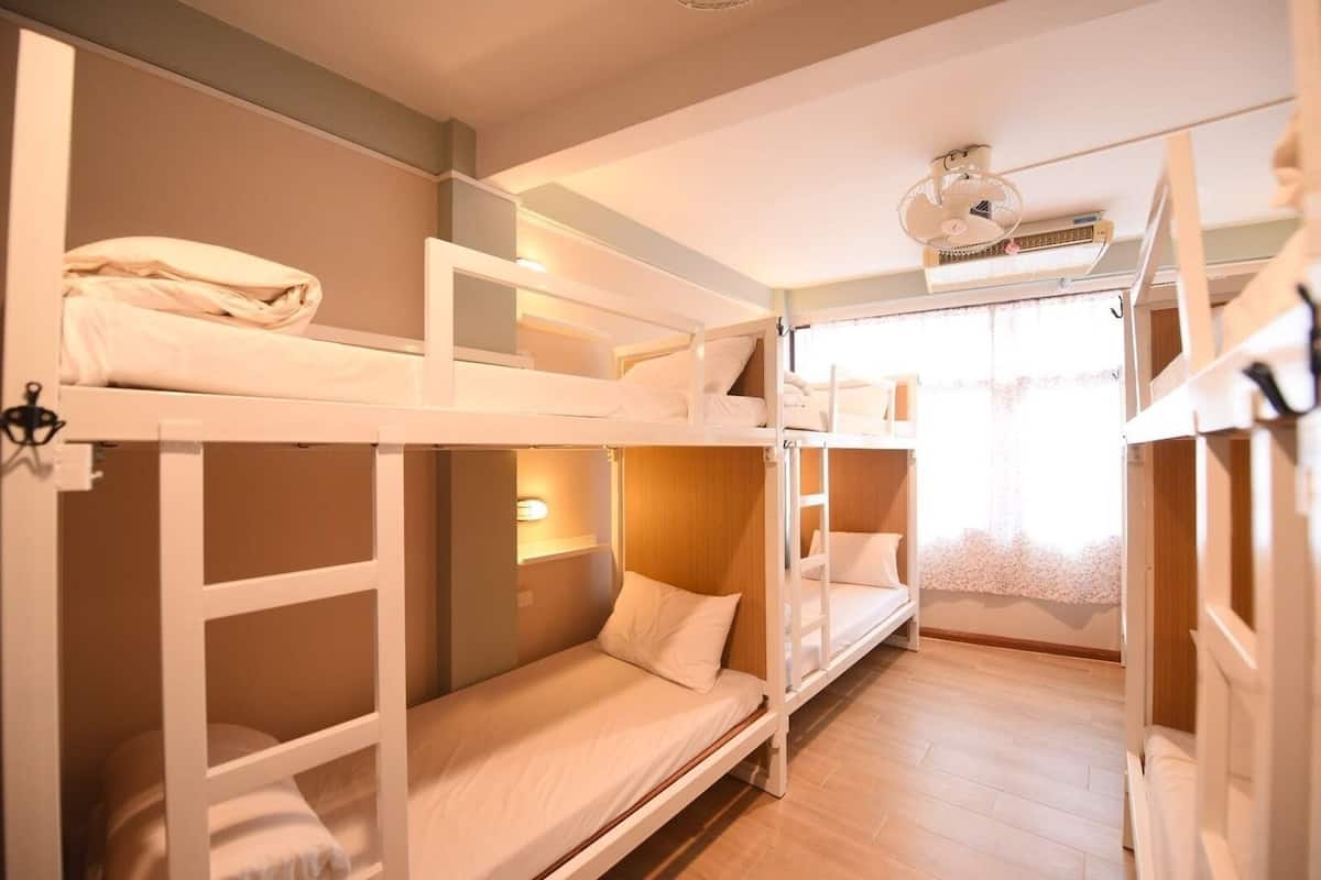 Deluxe Dormitory | Free WiFi