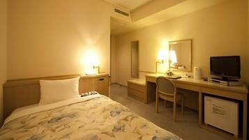 1 bedroom, desk, free WiFi, bed sheets