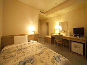 Bureau, accès au Wi-Fi (inclus), literie fournie