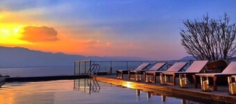 Erhai Lake Reclusive Life