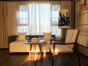 Deluxe Twin Room with Sea View | Room amenity