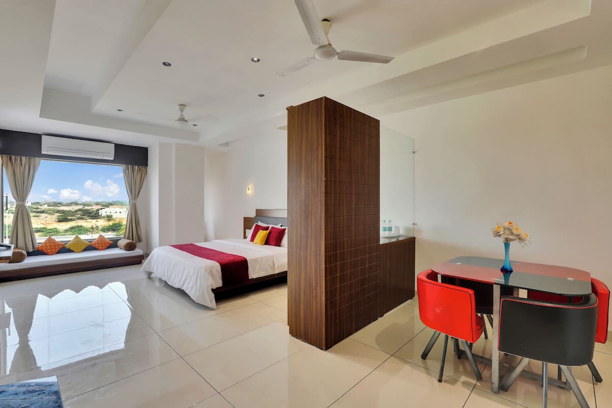 Executive Double Room, 1 Bedroom, Garden View, Garden Area | Premium bedding, down duvets, in-room safe, individually decorated