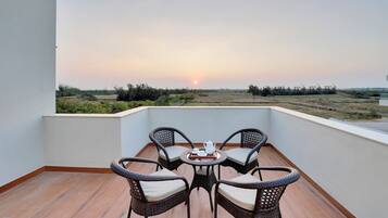 Luxury Villa, 2 Bedrooms, Balcony, Garden View | Terrace/patio
