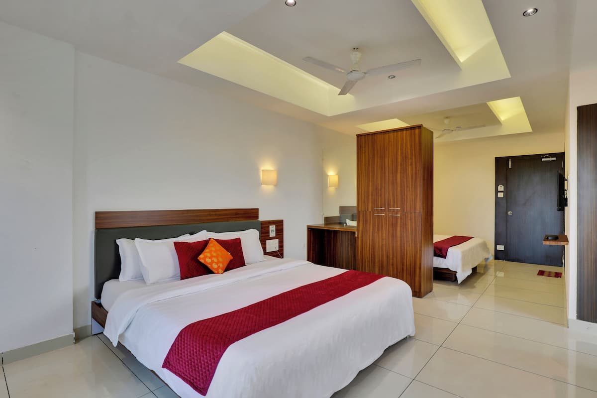 Family Room | Premium bedding, down duvets, in-room safe, individually decorated
