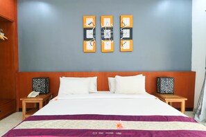 Minibar, caja de seguridad en la habitación, escritorio y wifi gratis 