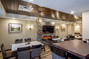 Free daily on-the-go breakfast  - Ramada by Wyndham Revelstoke (Revelstoke)