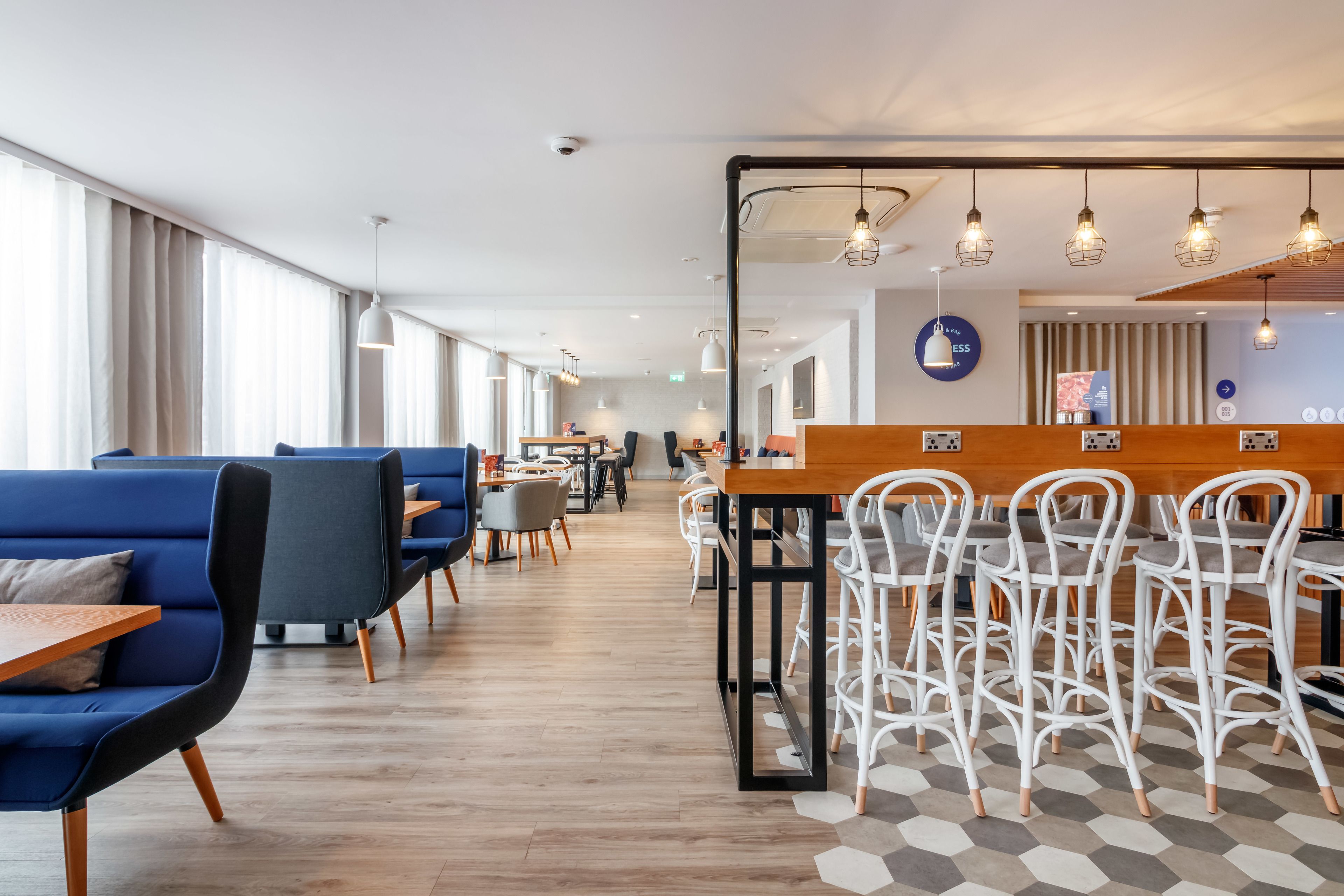 Photo - Holiday Inn Express - Wigan by IHG