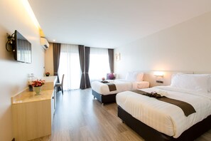 Superior Twin Room | In-room safe, desk, soundproofing, free WiFi - Rung Aroon Hotel By Le Siri (Chiang Mai)