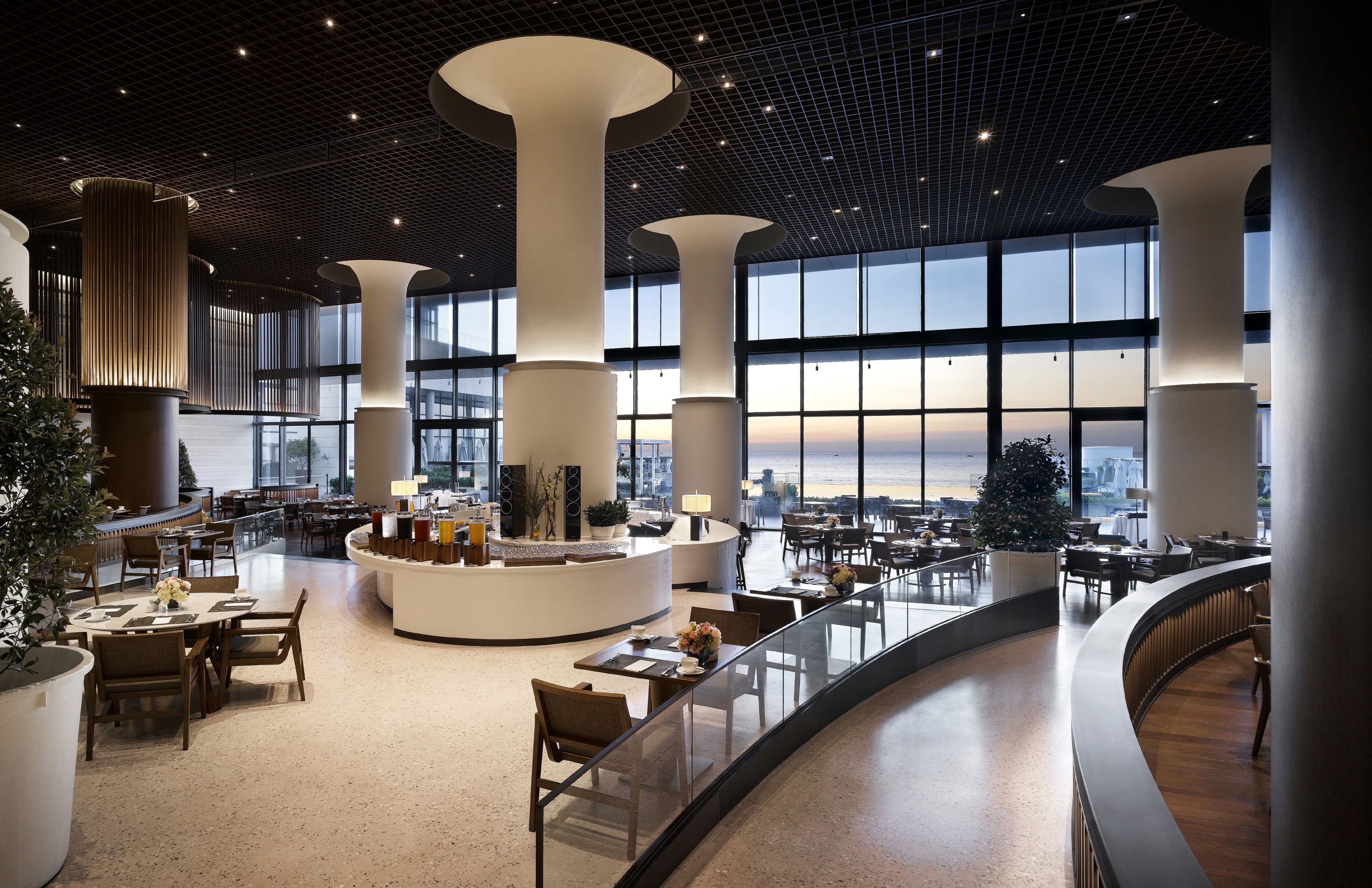 Petit déjeuner buffet (58000 KRW par personne)