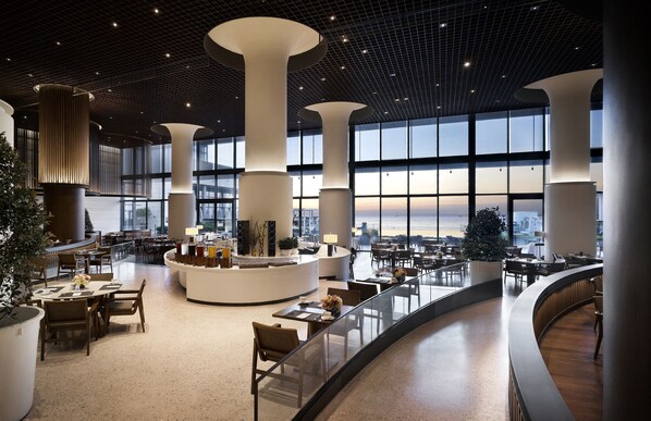 Colazione a buffet, servita tutte le mattine (58000 KRW a persona) 