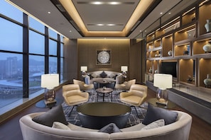 Bar (on property) - DoubleTree by Hilton Hotel Xiamen - Haicang (Xiamen)