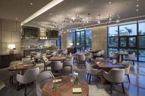 Restaurant - DoubleTree by Hilton Hotel Xiamen - Haicang (Xiamen)
