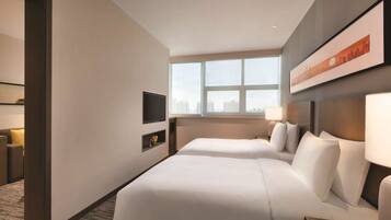 Suite, 1 Bedroom (2 Twin) | Premium bedding, minibar, in-room safe, desk