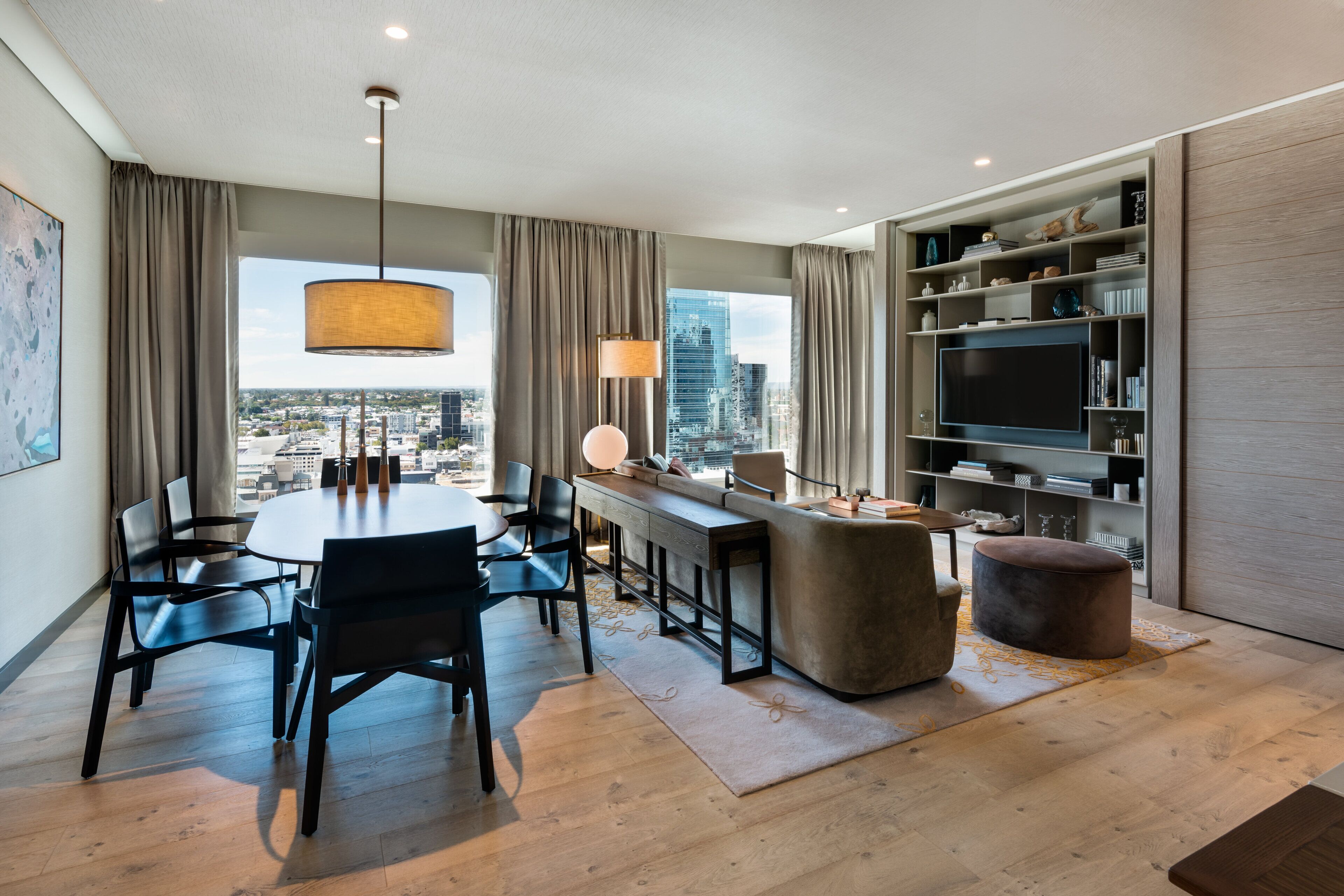 Suite (Penthouse) | City view