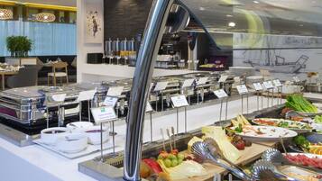Desayuno buffet todos los días (con cargo)