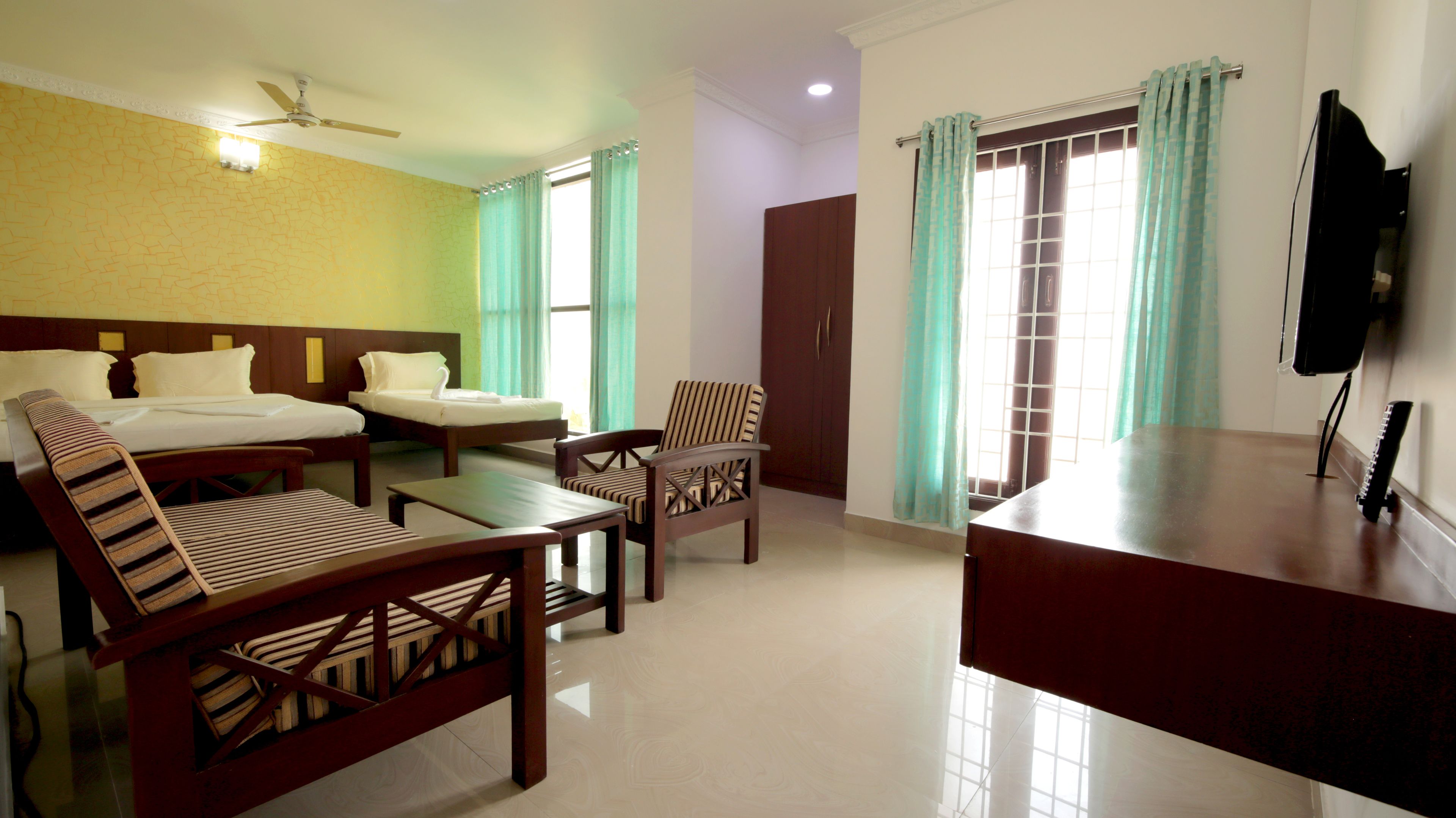 Country Club Lee Crysstal