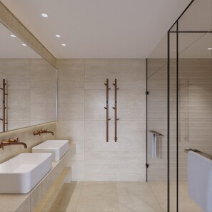 Delfinia Suite | Badezimmer | Dusche, Haartrockner, Handtücher