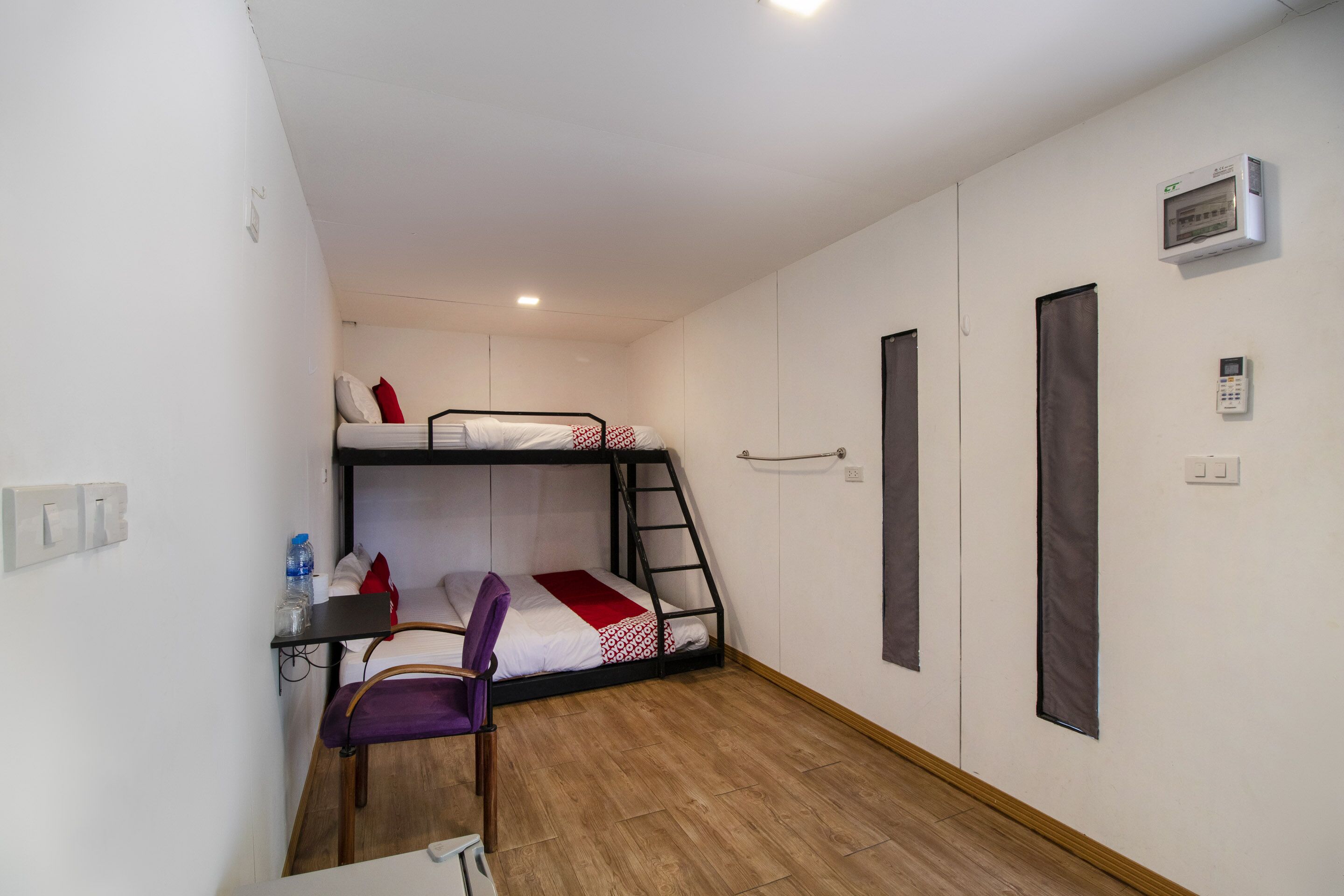 superior suite | desk, free wifi, bed sheets