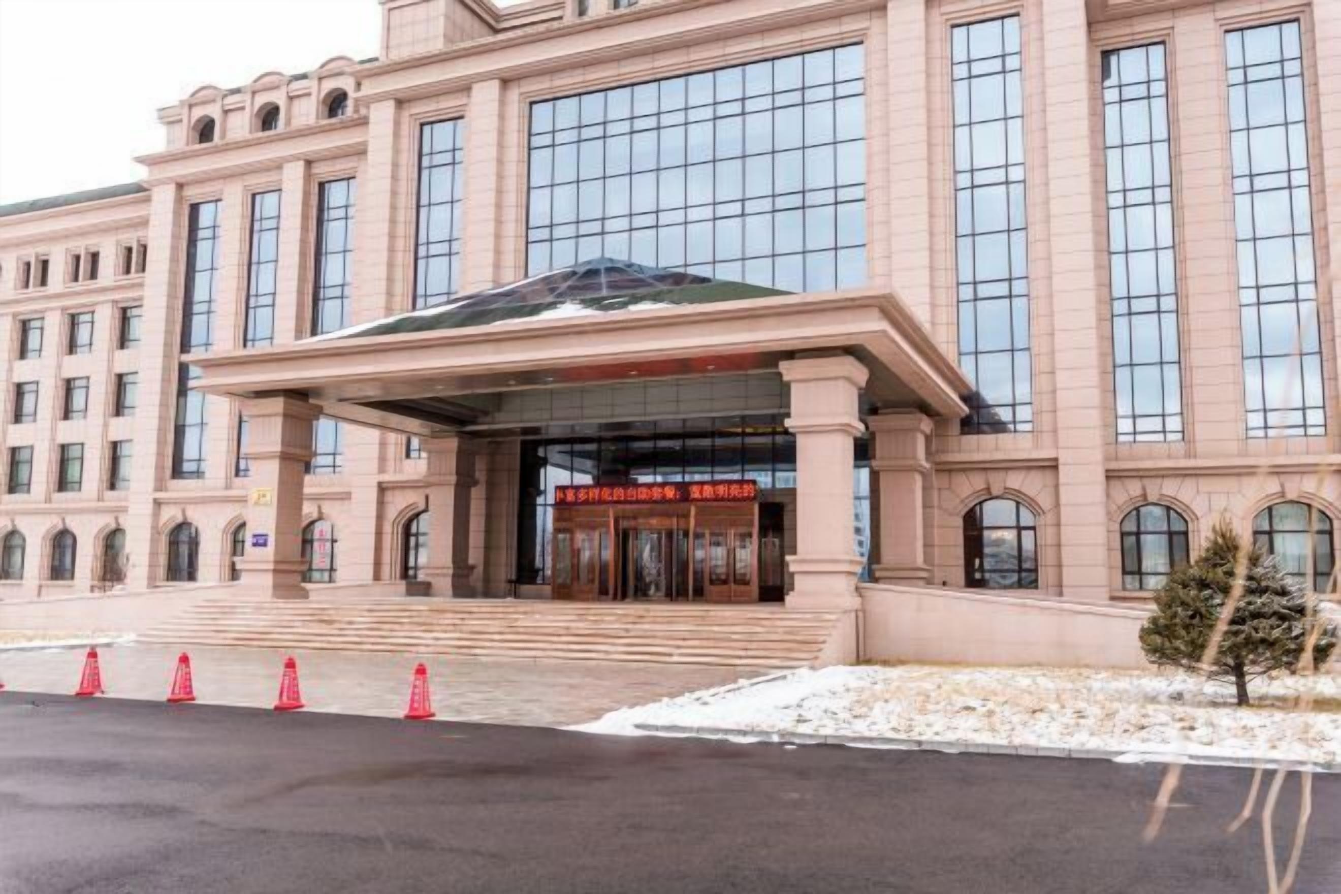 المنشأة من الخارج