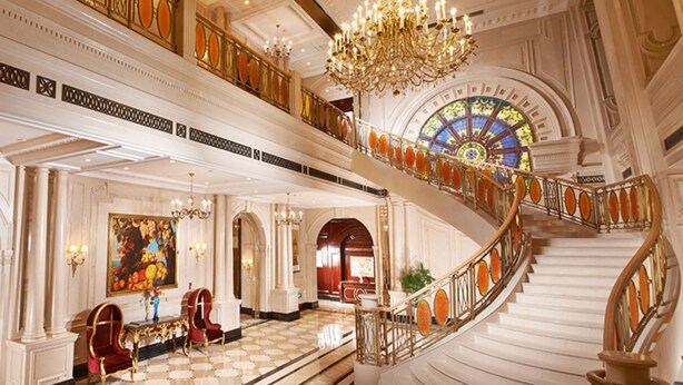 2 restaurants; breakfast, lunch and dinner served  - Dongwu New Century Grand Hotel Huzhou (Huzhou)