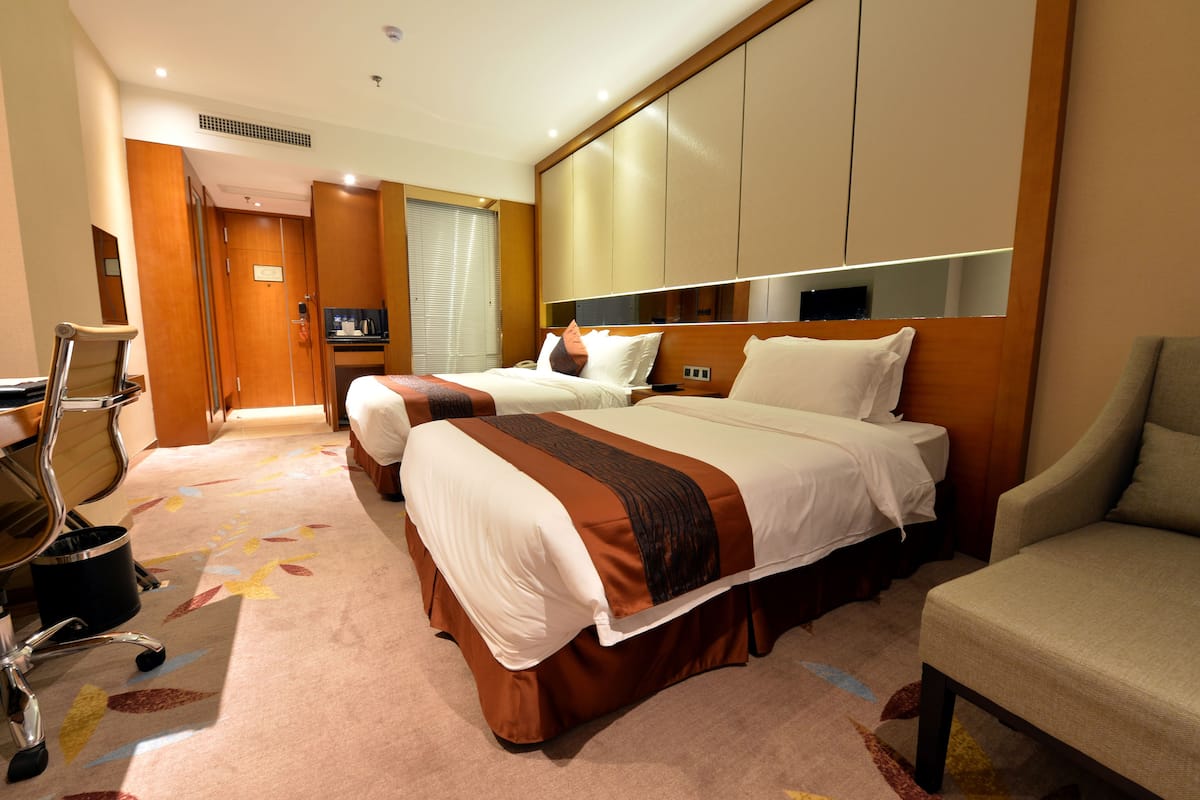 Twin Room | Desk, iron/ironing board, free WiFi