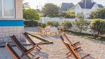 Sun deck