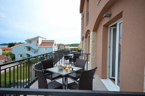 Premium Double or Twin Room, Terrace, Resort View | Beach/ocean view - Hotel Stella Maris (Vodice)