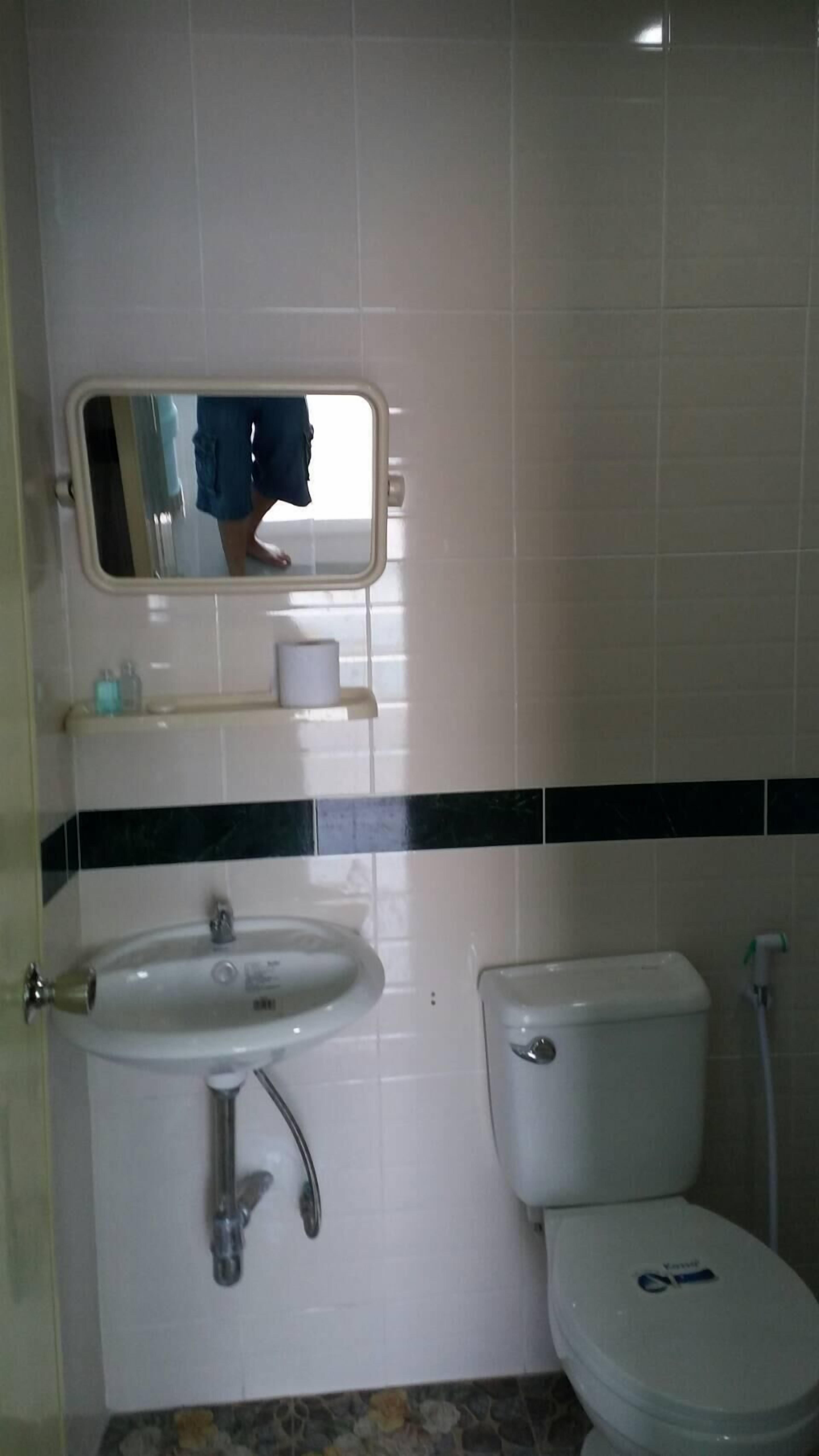 standard room | rollaway beds, free wifi