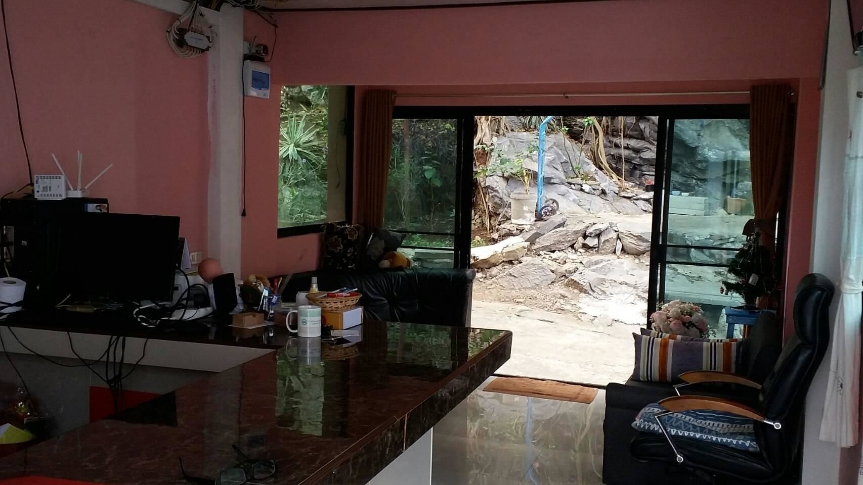 rollaway beds, free wifi