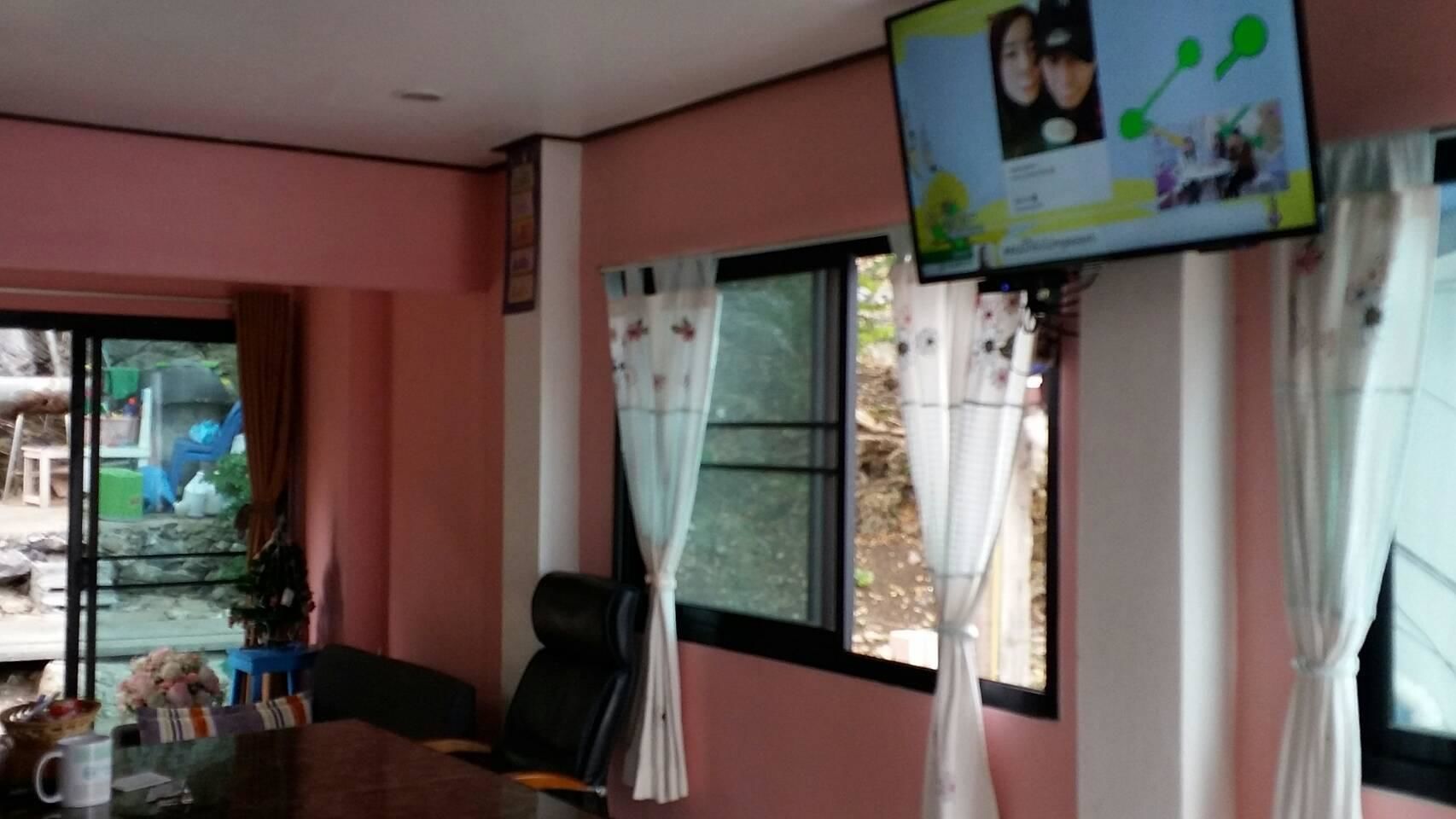 rollaway beds, free wifi