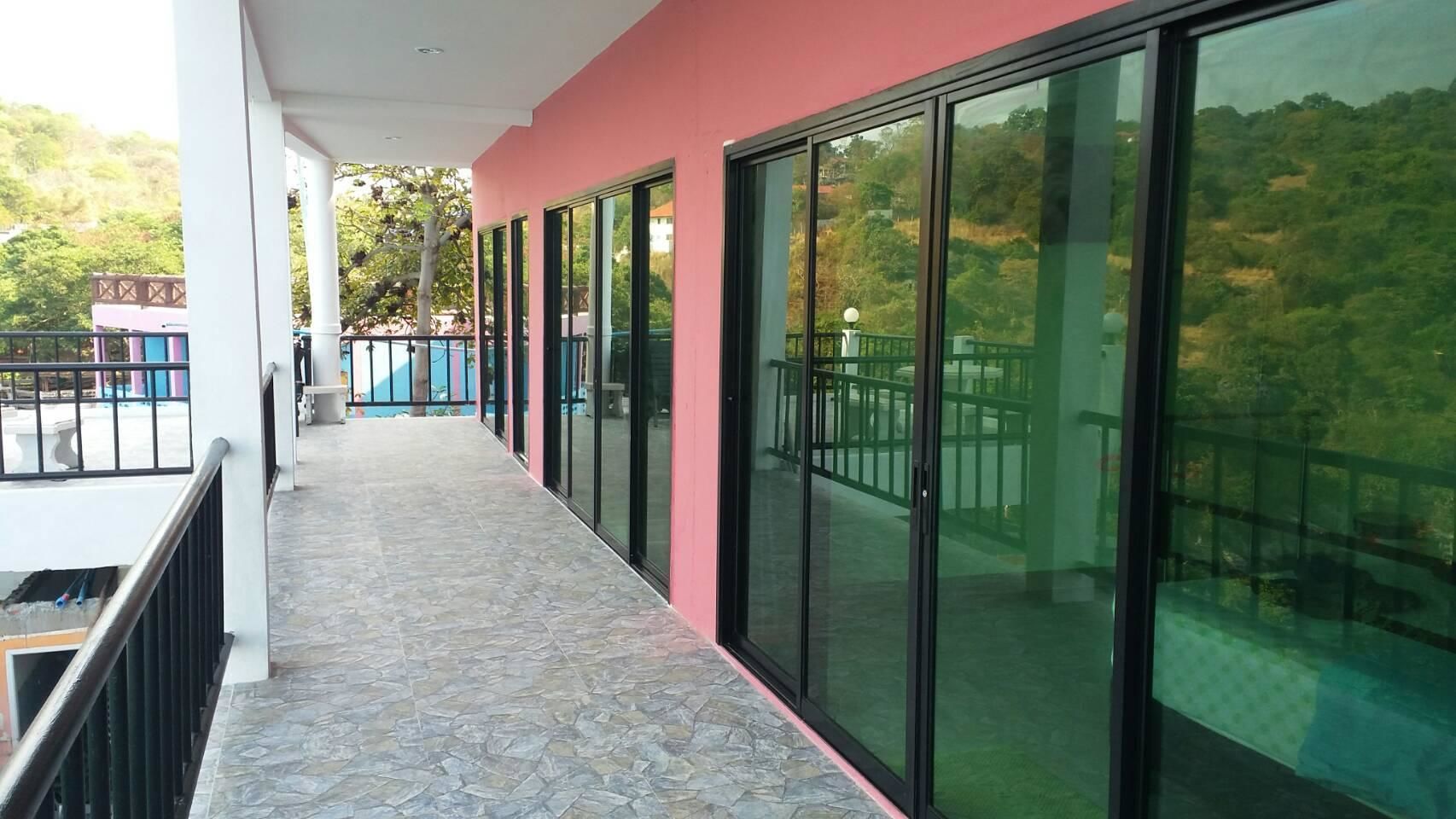 standard room | rollaway beds, free wifi