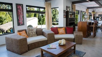 Vila família, 2 quartos | Roupas de cama premium, individualmente decorados