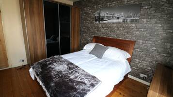 House, 2 Bedrooms | 2 bedrooms, free WiFi