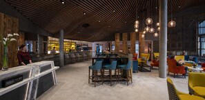 Lobby - Lincoln Plaza London, Curio Collection by Hilton (London)