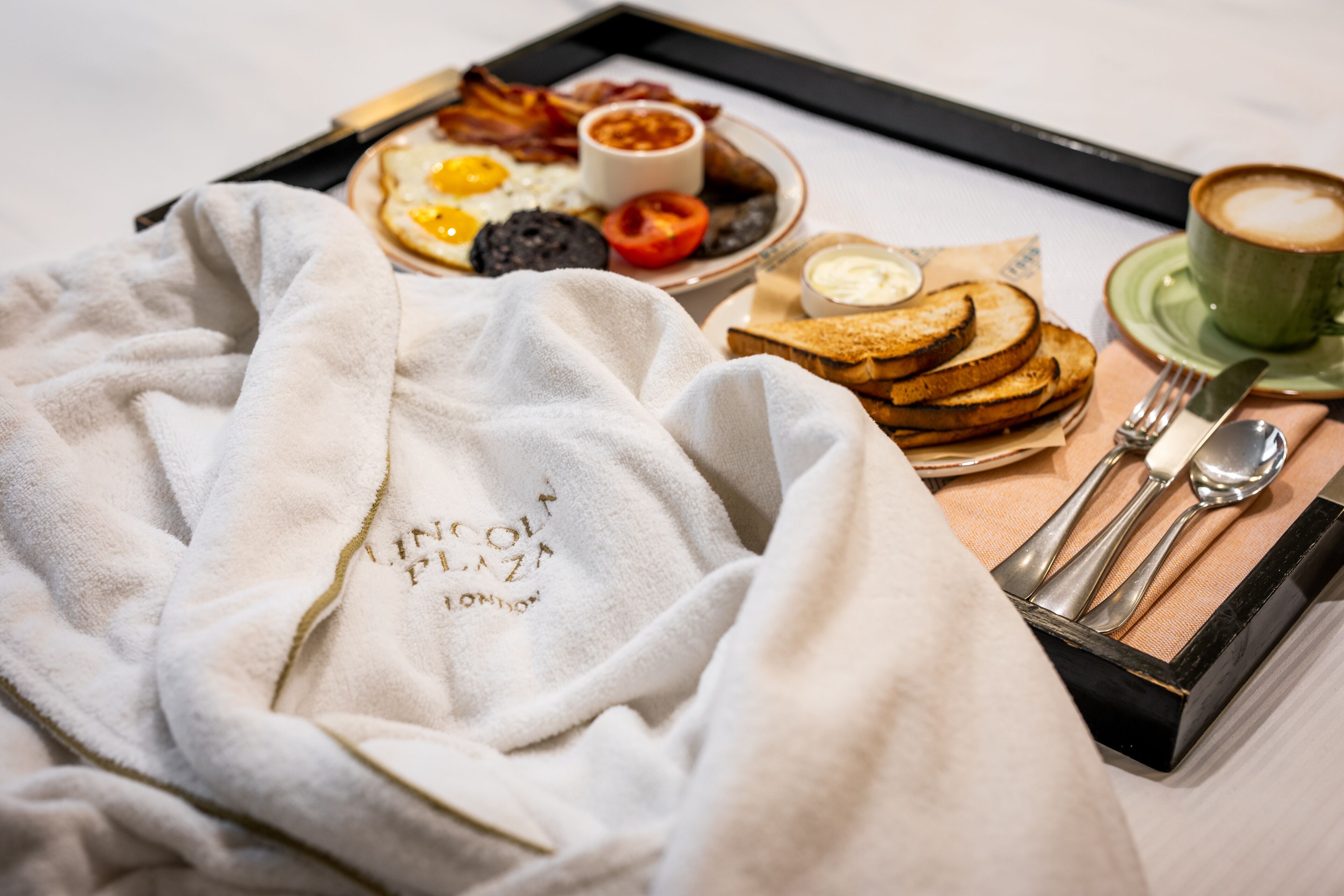 daily full breakfast (gbp 20.00 per person)