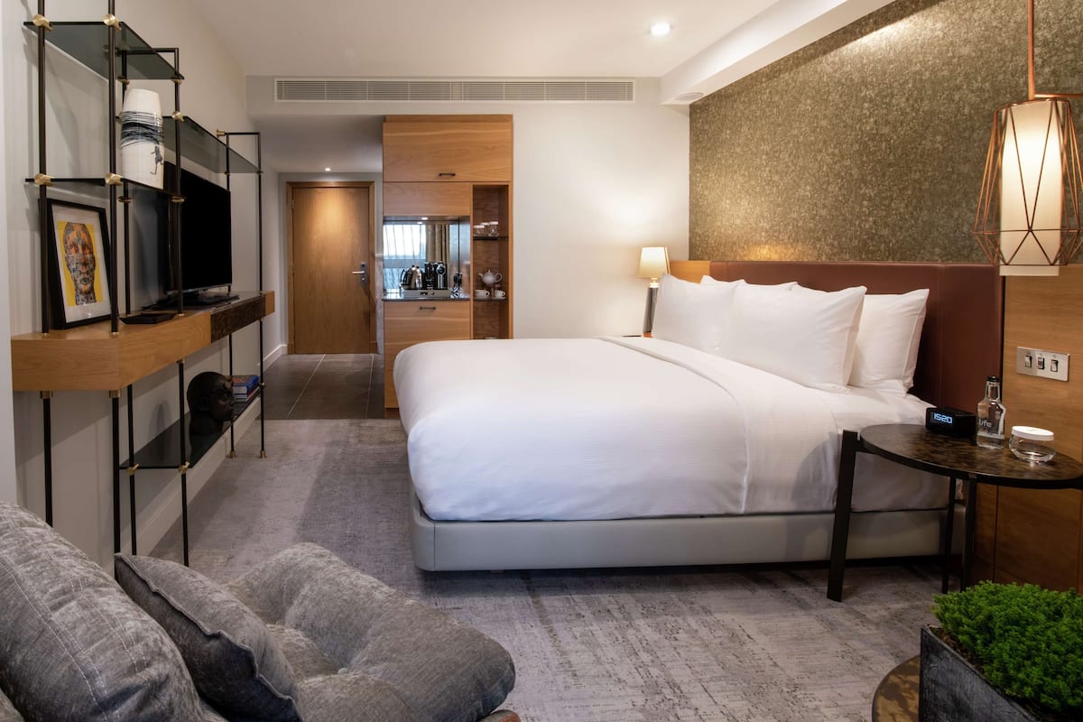 In-room safe, blackout curtains, soundproofing, iron/ironing board