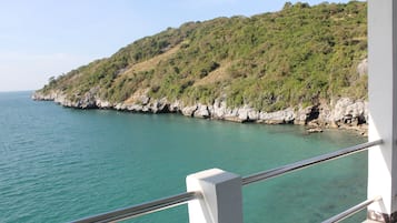 Sea View Room | Área de estar | TV de tela plana