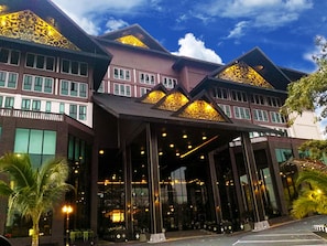 Bahagian luar