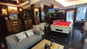 Games room - Penthouse Hotel - Adults Only (Pattaya)