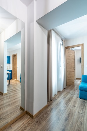 Senior Suite | Frette Italian sheets, premium bedding, in-room safe - Veneziano Boutique Hotel (Heraklion)