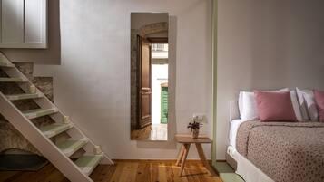 Superior Double Room | Courtyard view