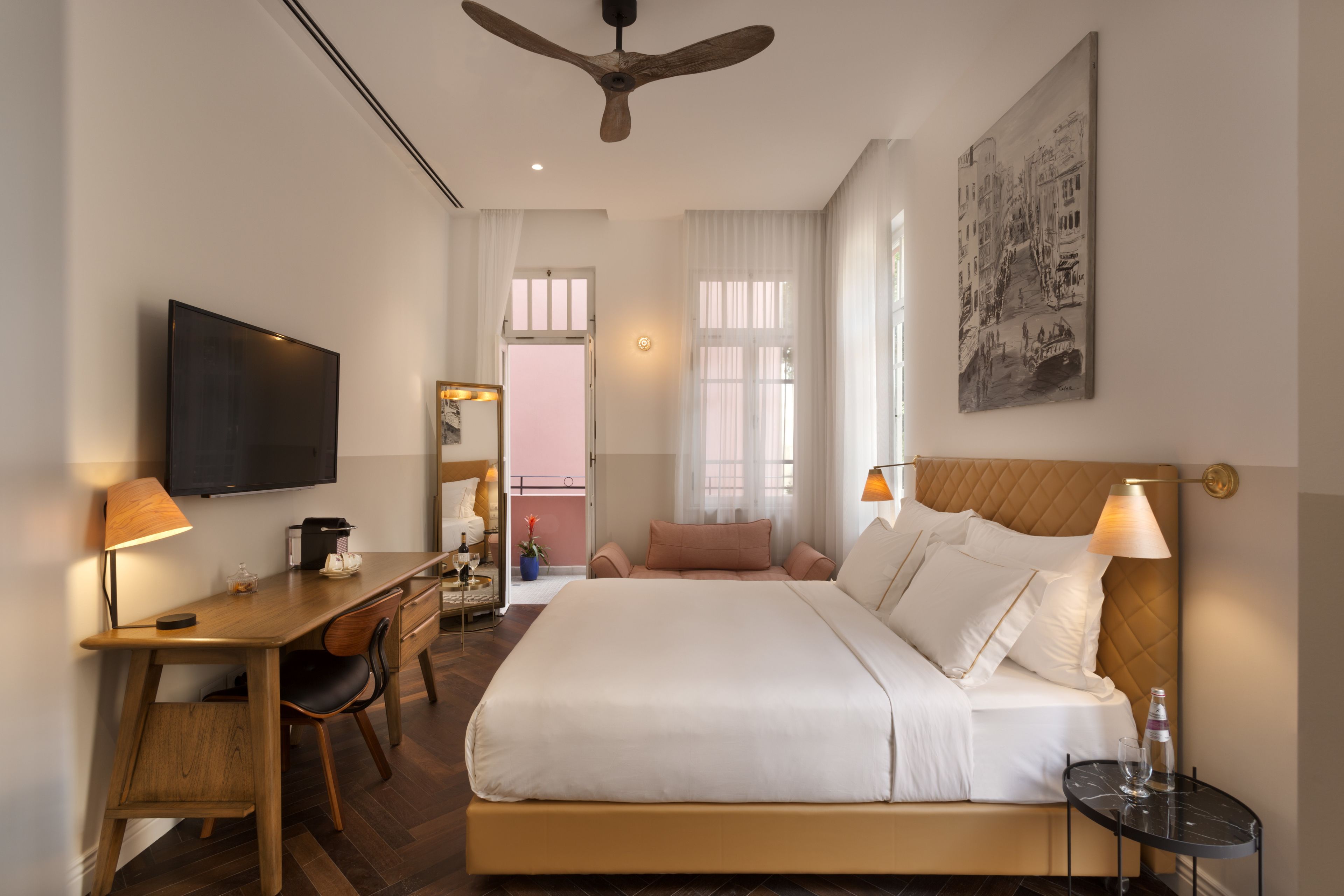 deluxe room, balcony | 1 bedroom, premium bedding, minibar, in-room safe