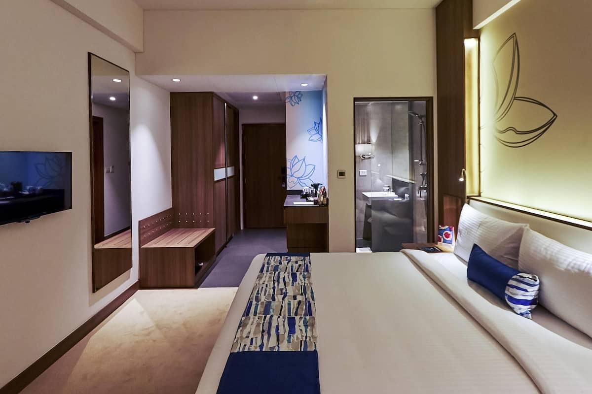 Ropa de cama de alta calidad, camas con efecto memoria y minibar