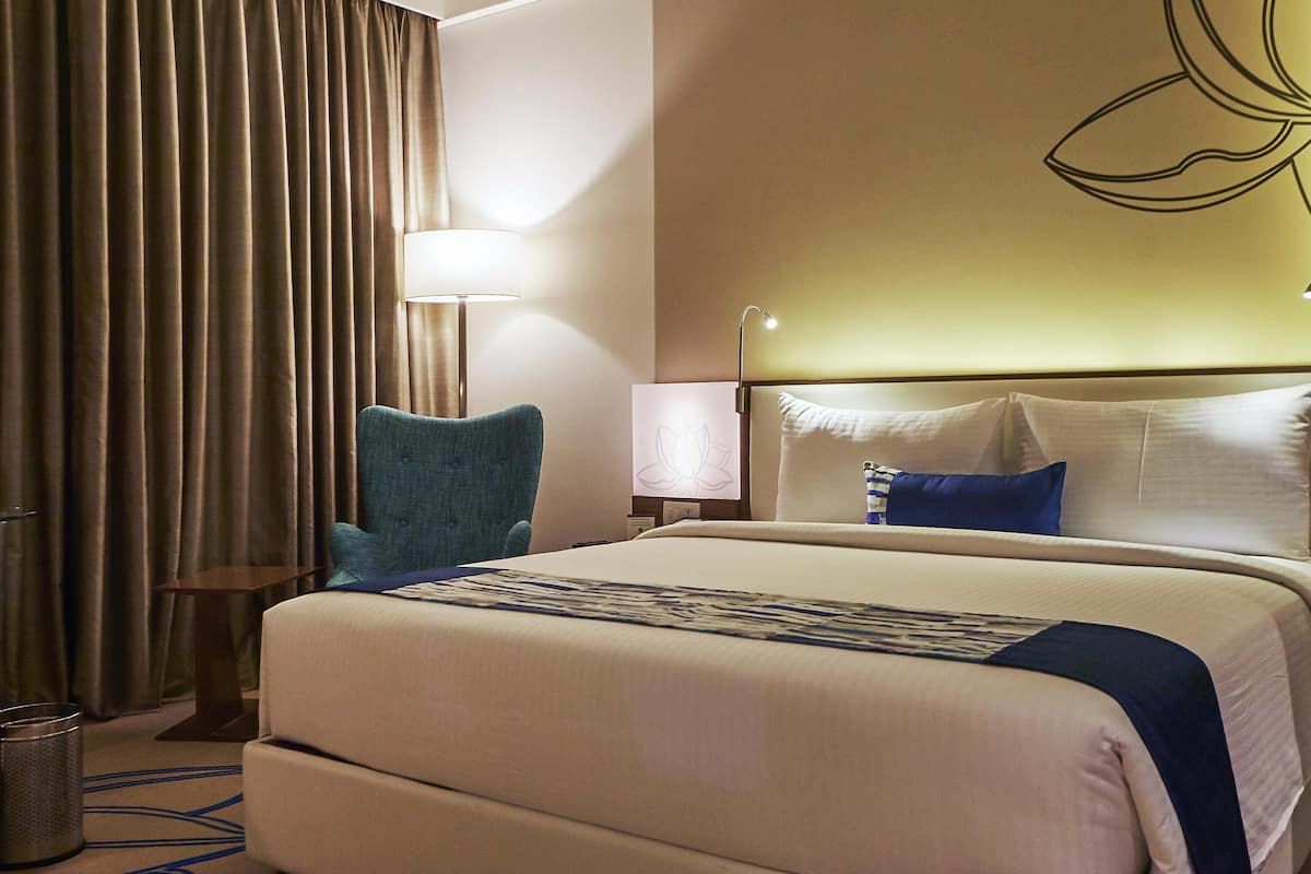 Executive suite, 1 tweepersoonsbed | Luxe beddengoed, bedden met traagschuimmatrassen, een minibar