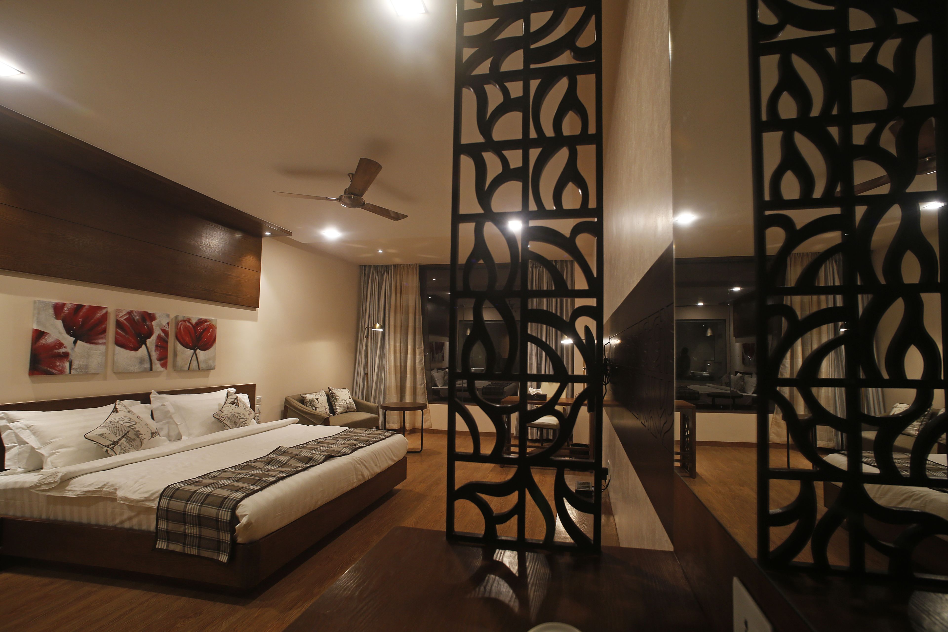 Premium bedding, minibar, in-room safe, desk