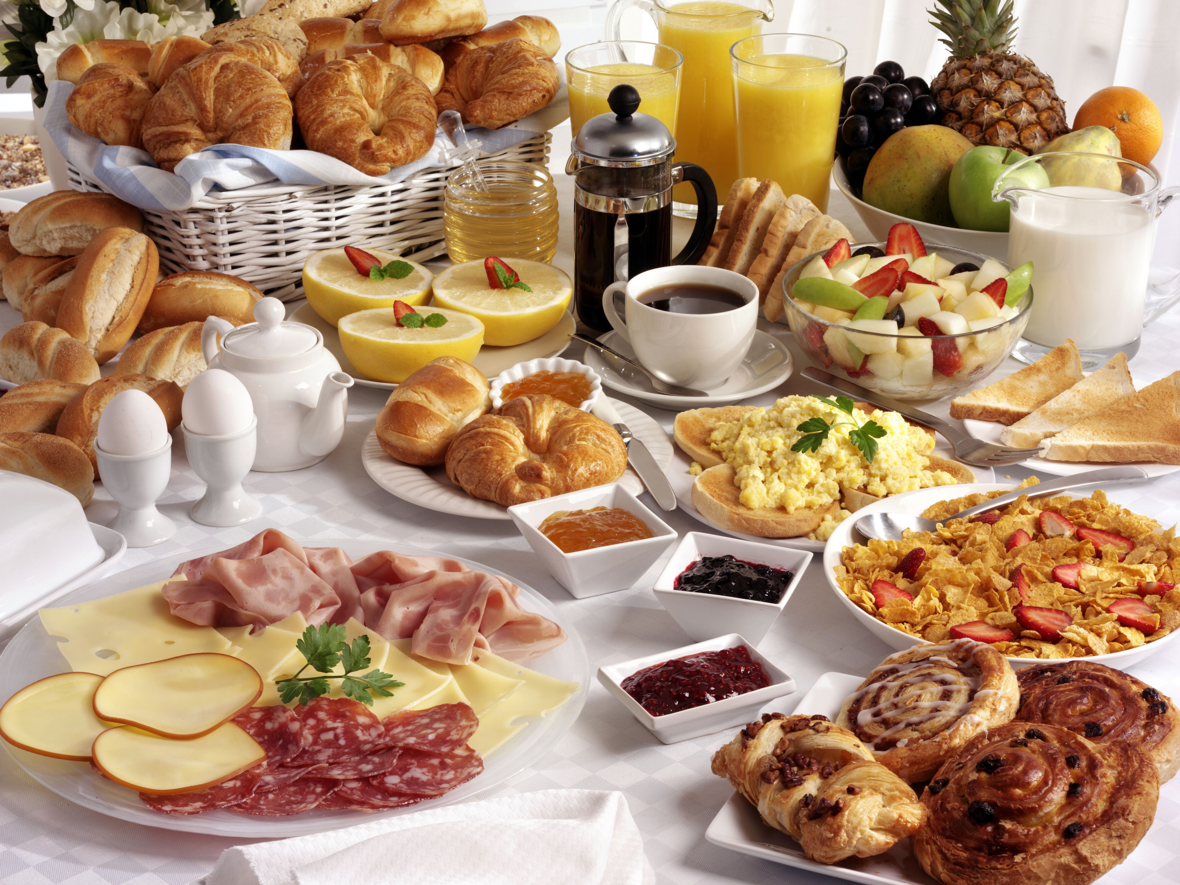 breakfast buffet